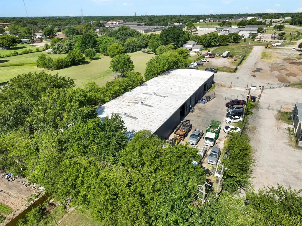 6917 Russell Curry Road Arlington TX 76001