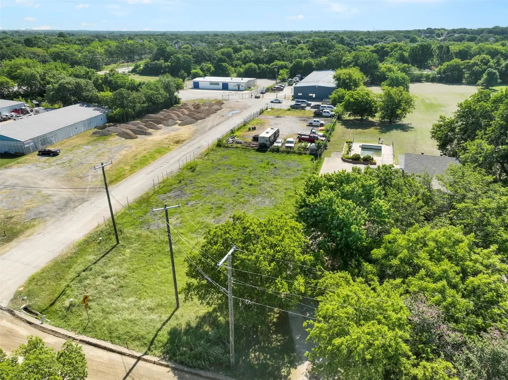 6917 Russell Curry Road Arlington TX 76001