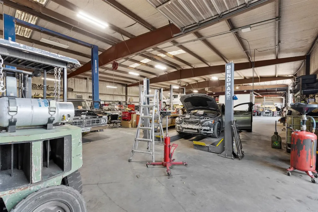6917 Russell Curry Road Arlington TX 76001