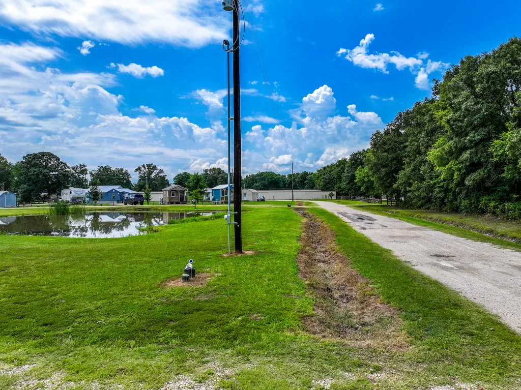194 Pr 5552 Street Alba TX 75410