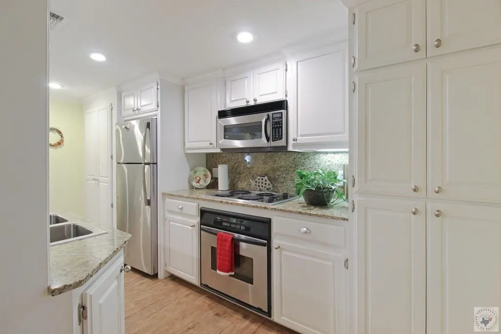 101 Runnels De Kalb TX 75559