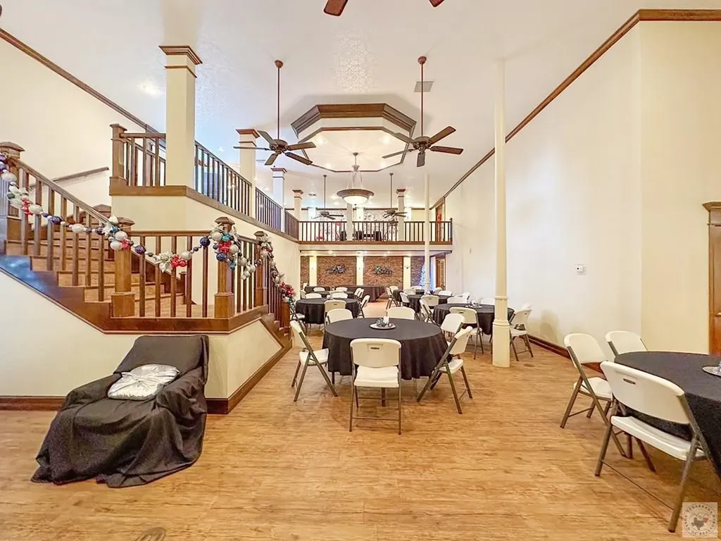101 Runnels De Kalb TX 75559
