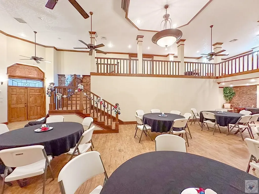 101 Runnels De Kalb TX 75559