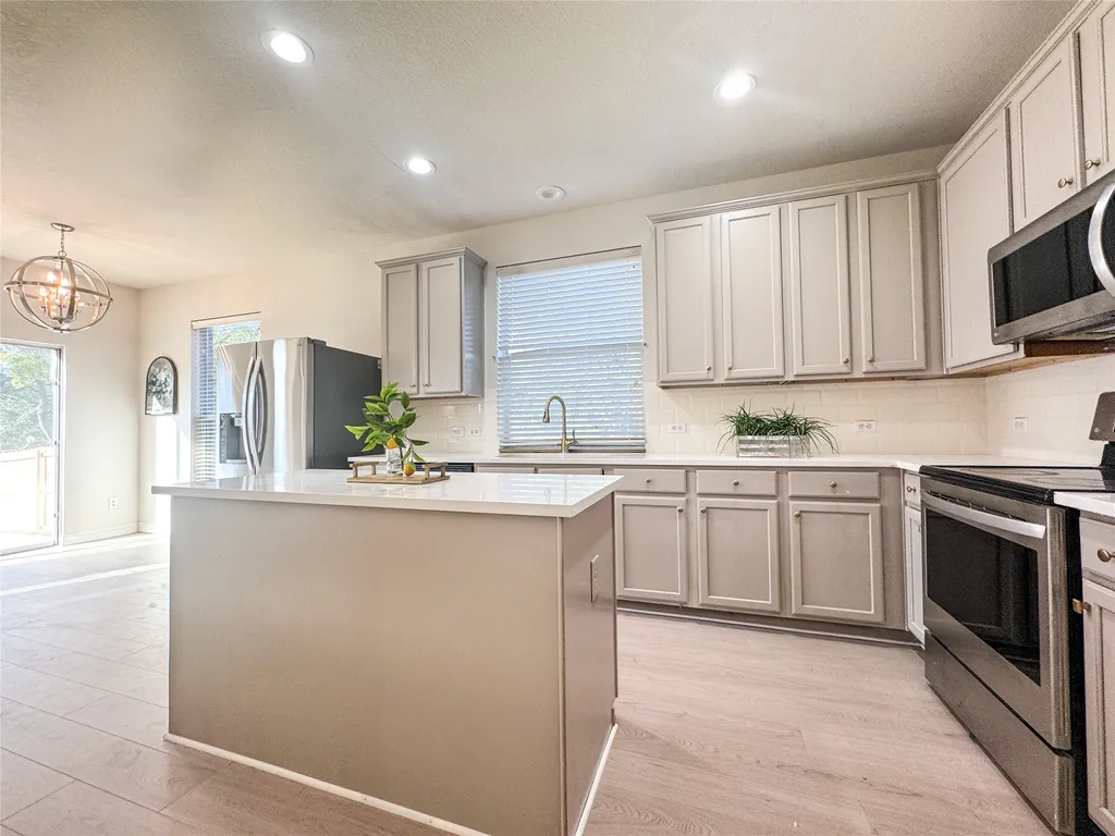 403 Rock Rose Drive Duncanville TX 75137