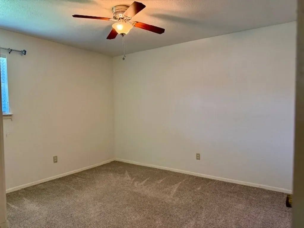 3820 Sagebrush Road Benbrook TX 76116