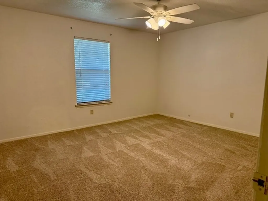 3820 Sagebrush Road Benbrook TX 76116