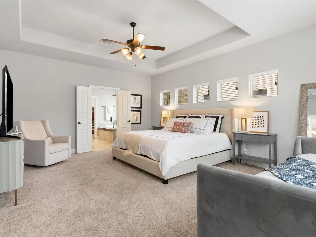 100 Griffith Court Euless TX 76039