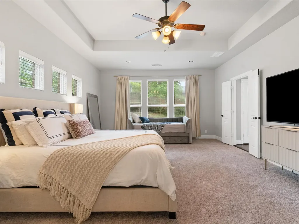100 Griffith Court Euless TX 76039