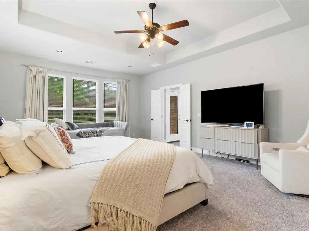 100 Griffith Court Euless TX 76039