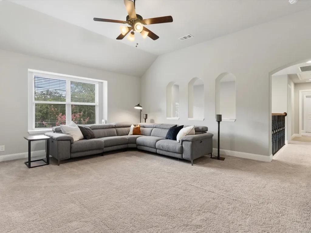 100 Griffith Court Euless TX 76039