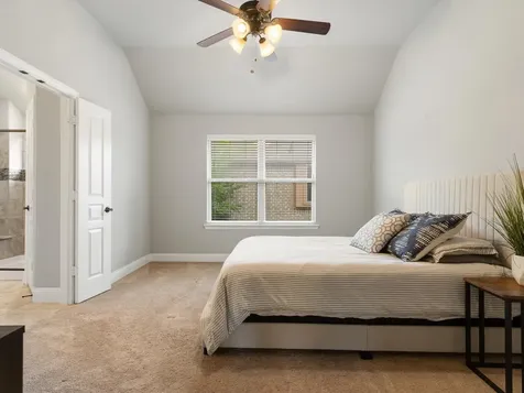 100 Griffith Court Euless TX 76039