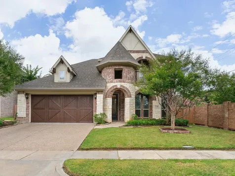 100 Griffith Court Euless TX 76039