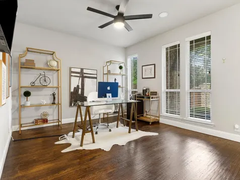 100 Griffith Court Euless TX 76039