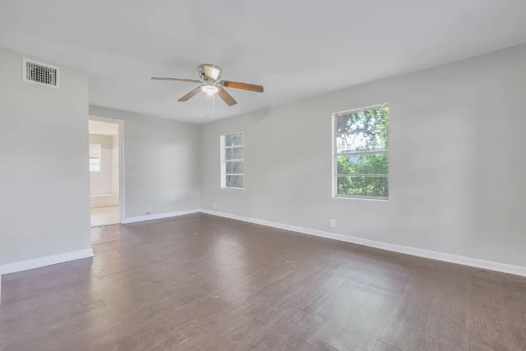 107 Windsor Court Weatherford TX 76086