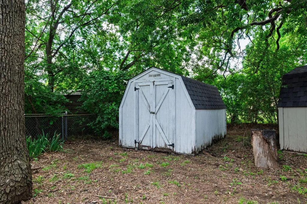 107 Windsor Court Weatherford TX 76086