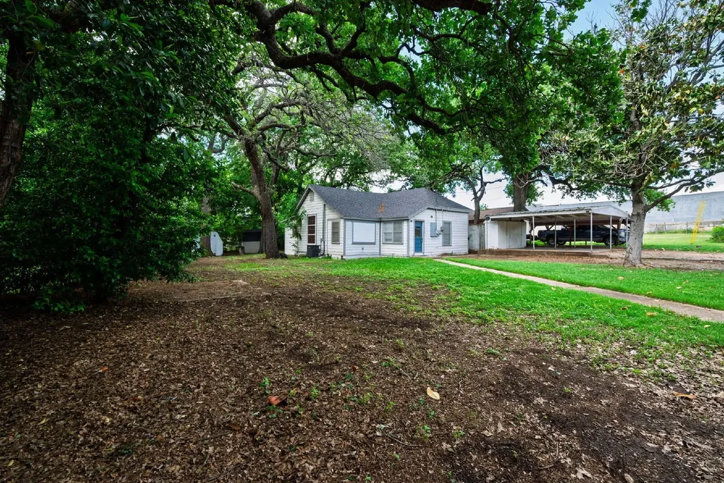 107 Windsor Court Weatherford TX 76086