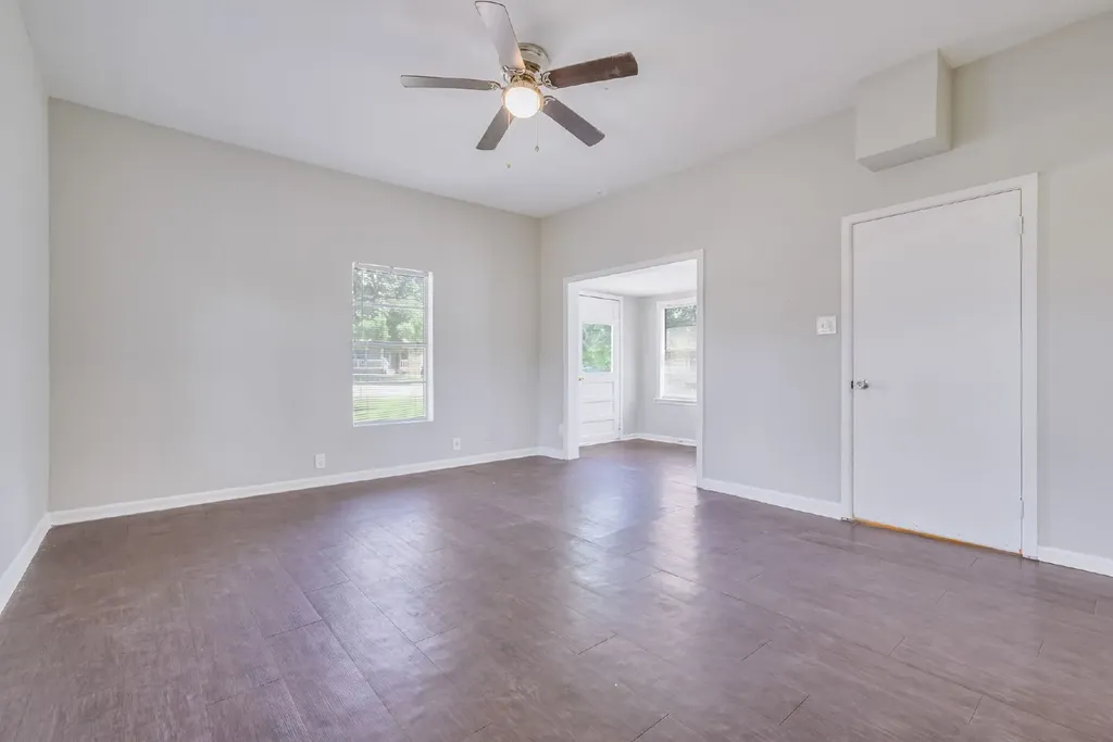 107 Windsor Court Weatherford TX 76086