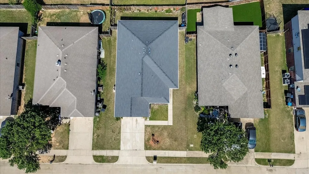 2612 Diver Court Fort Worth TX 76119
