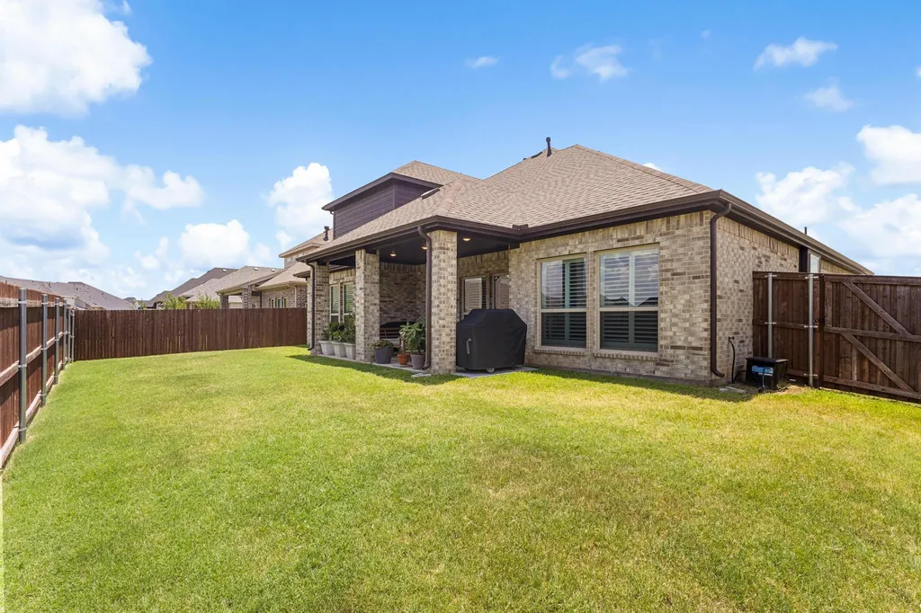 7028 Capanna Trail Grand Prairie TX 75054