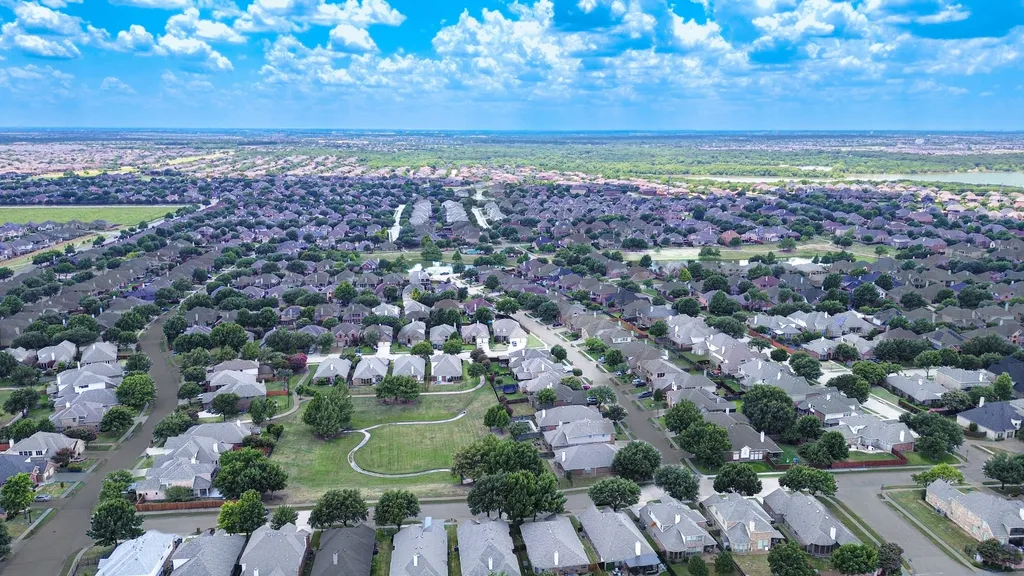 7028 Capanna Trail Grand Prairie TX 75054