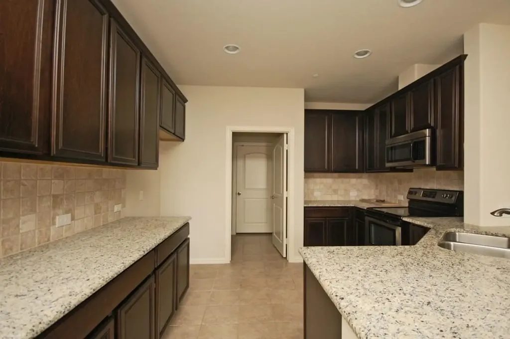 6604 Rutherford Road Plano TX 75023