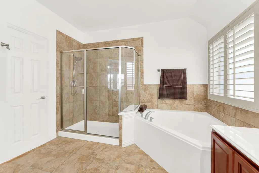 5729 New Castle Drive Richardson TX 75082