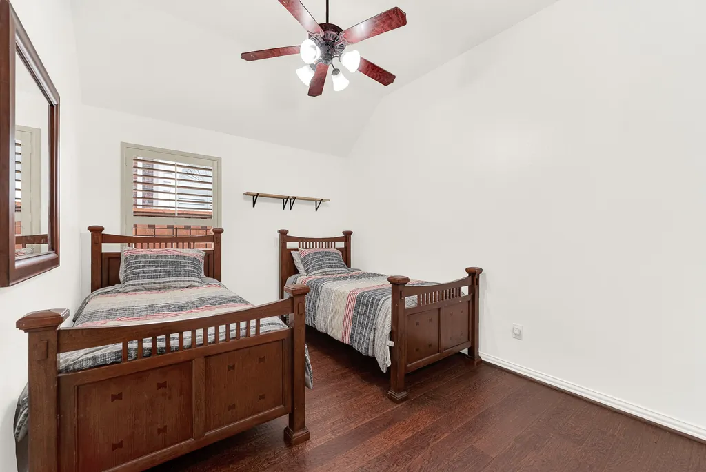 5729 New Castle Drive Richardson TX 75082
