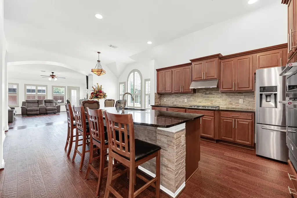 5729 New Castle Drive Richardson TX 75082