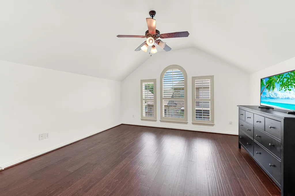 5729 New Castle Drive Richardson TX 75082