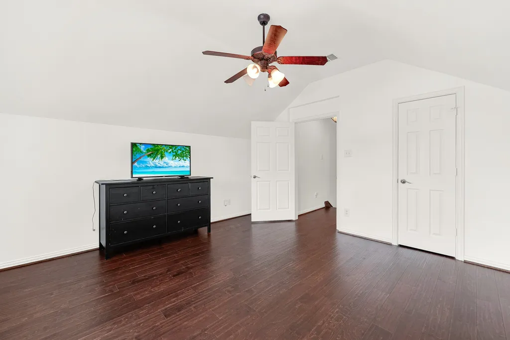 5729 New Castle Drive Richardson TX 75082