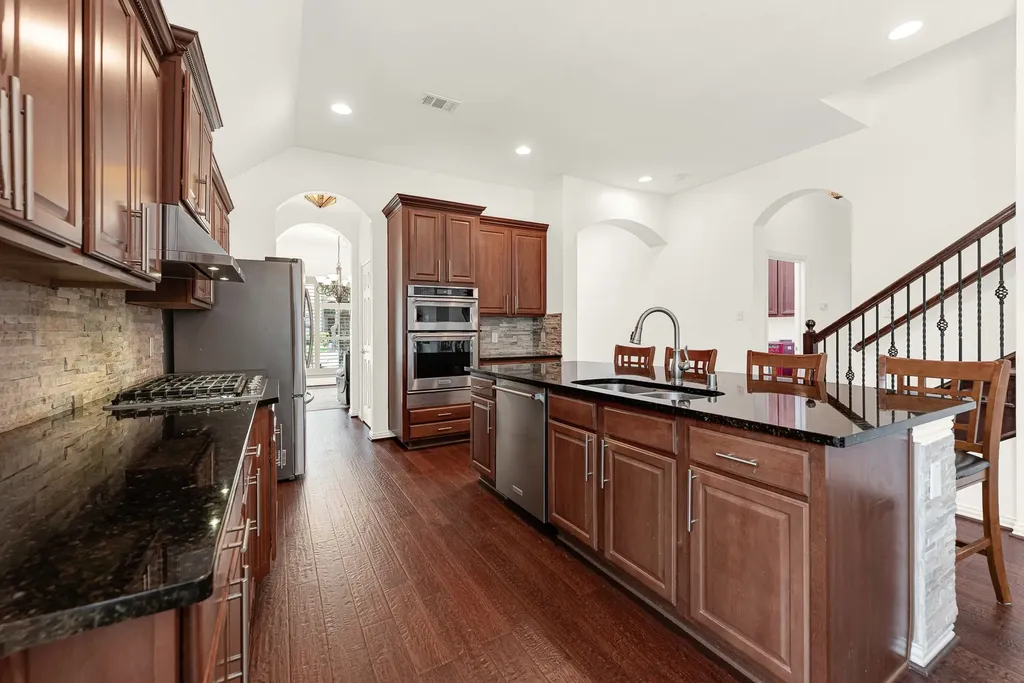 5729 New Castle Drive Richardson TX 75082