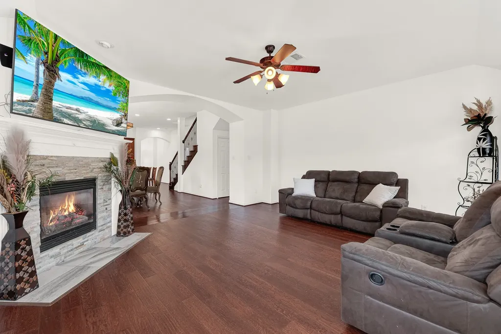 5729 New Castle Drive Richardson TX 75082