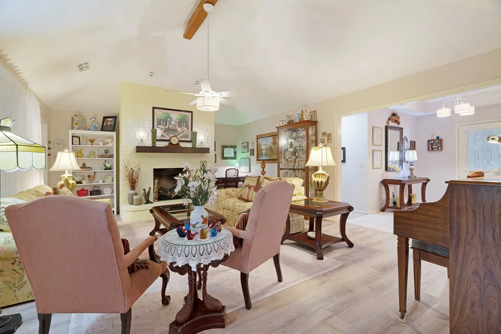 2850 Willow Bend Paris TX 75462