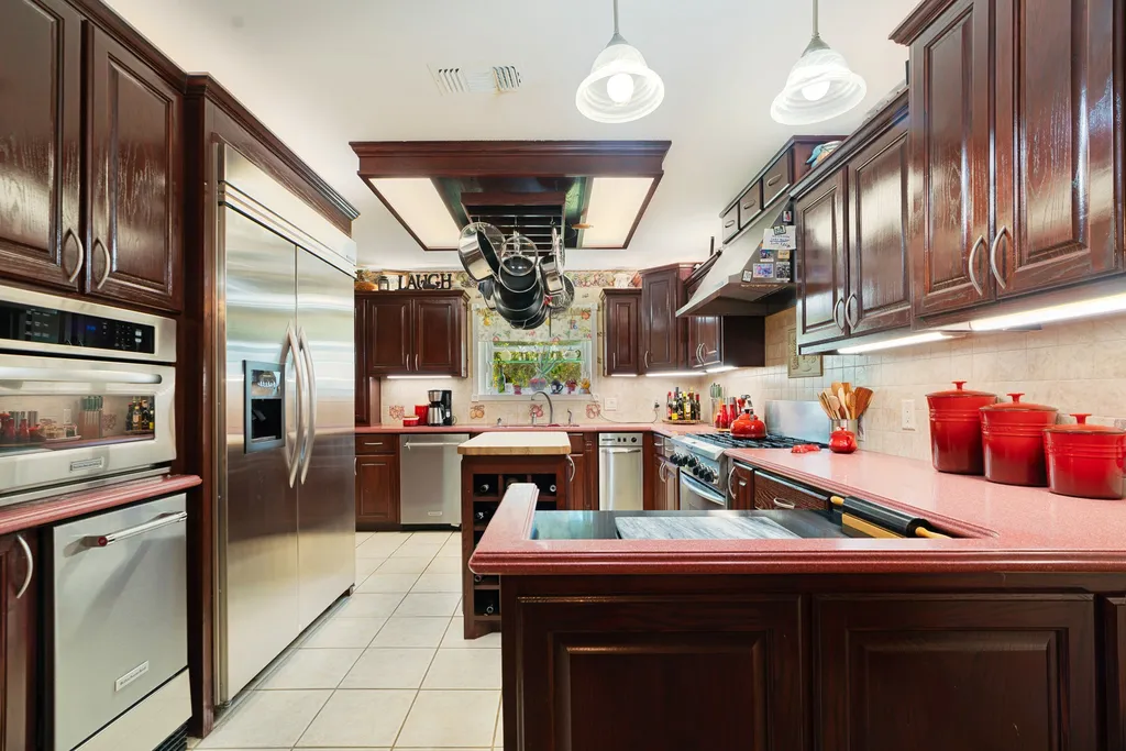 2850 Willow Bend Paris TX 75462