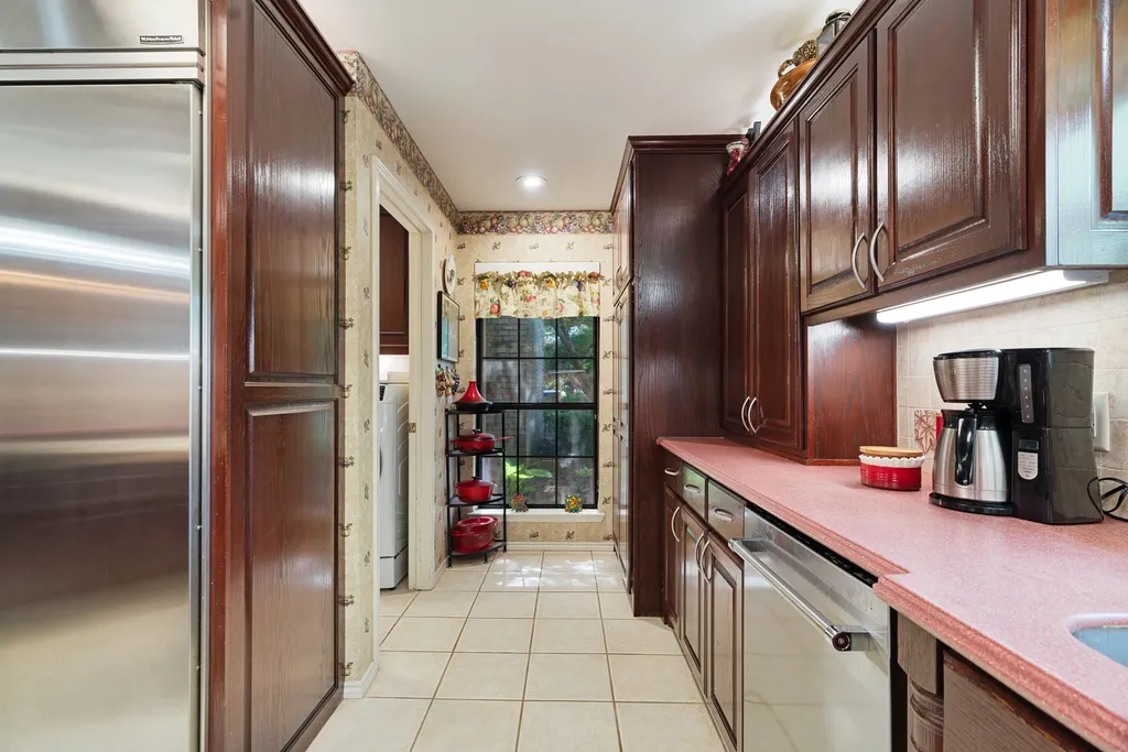 2850 Willow Bend Paris TX 75462