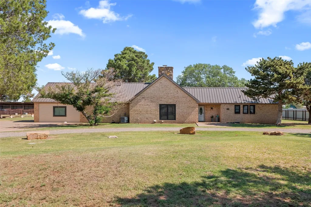 2604 Dana Street Lubbock TX 79415