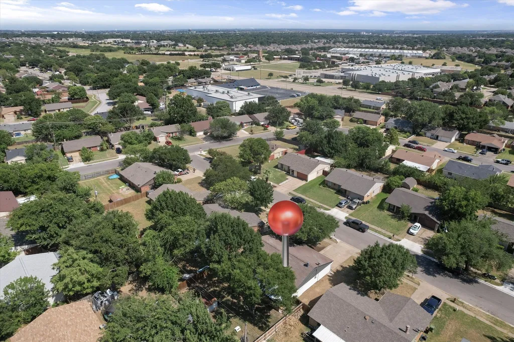 6909 Arborbrook Drive North Richland Hills TX 76182