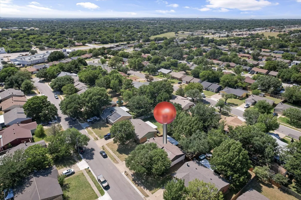 6909 Arborbrook Drive North Richland Hills TX 76182