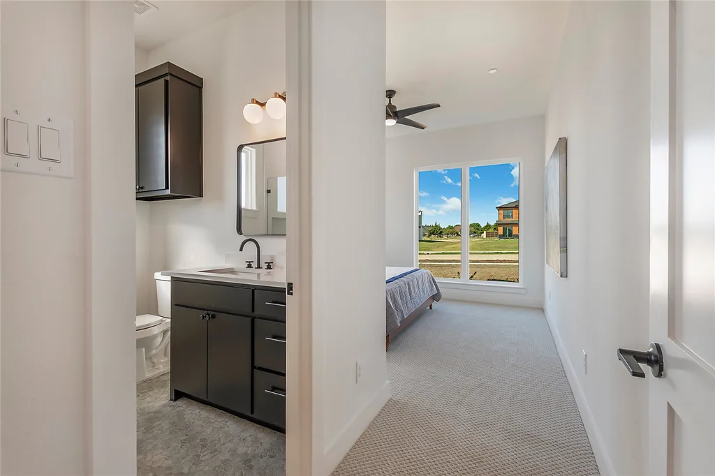 430 Whispering Way Red Oak TX 75154