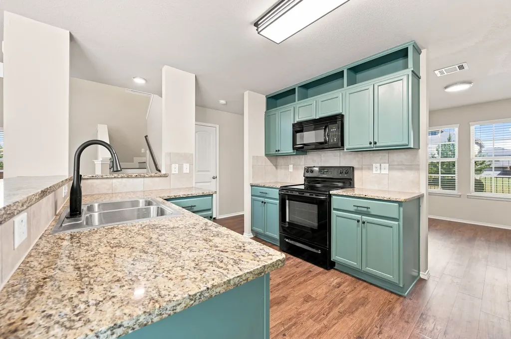 3000 Keri Drive Lancaster TX 75146