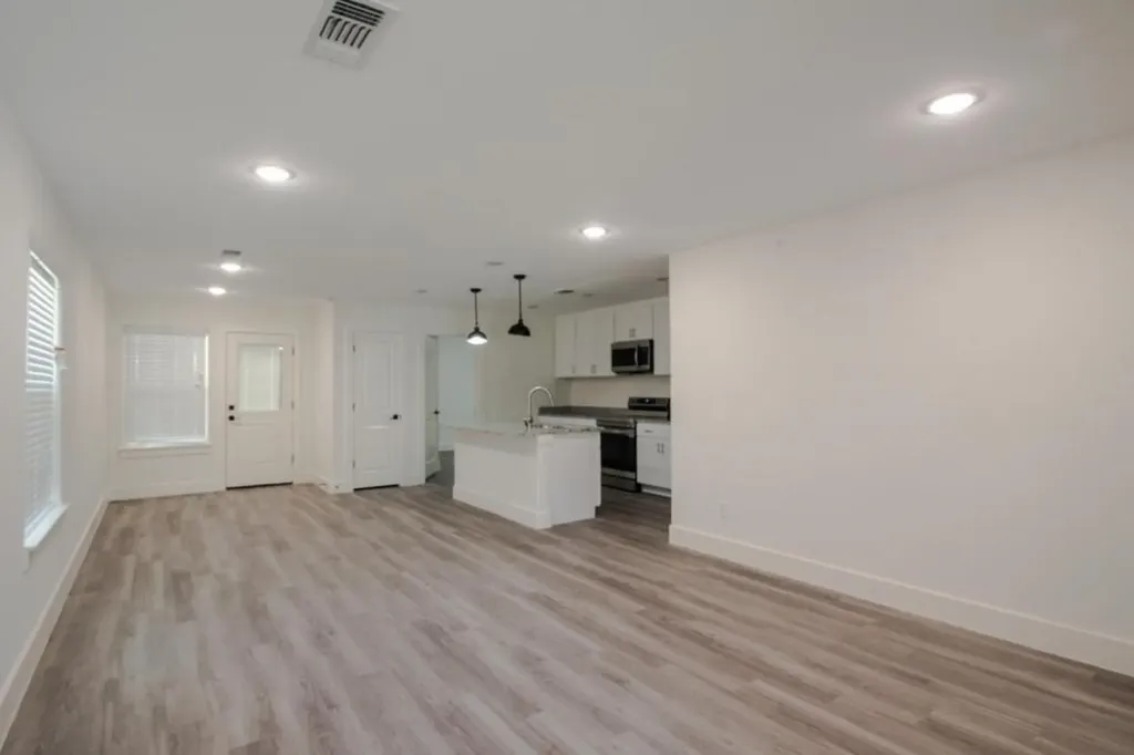 1321 Franklin Avenue Bonham TX 75418