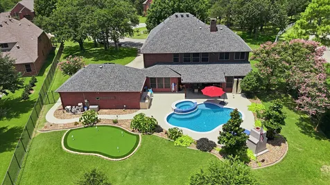 1121 Cogburn Court Shady Shores TX 76208