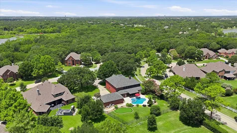 1121 Cogburn Court Shady Shores TX 76208