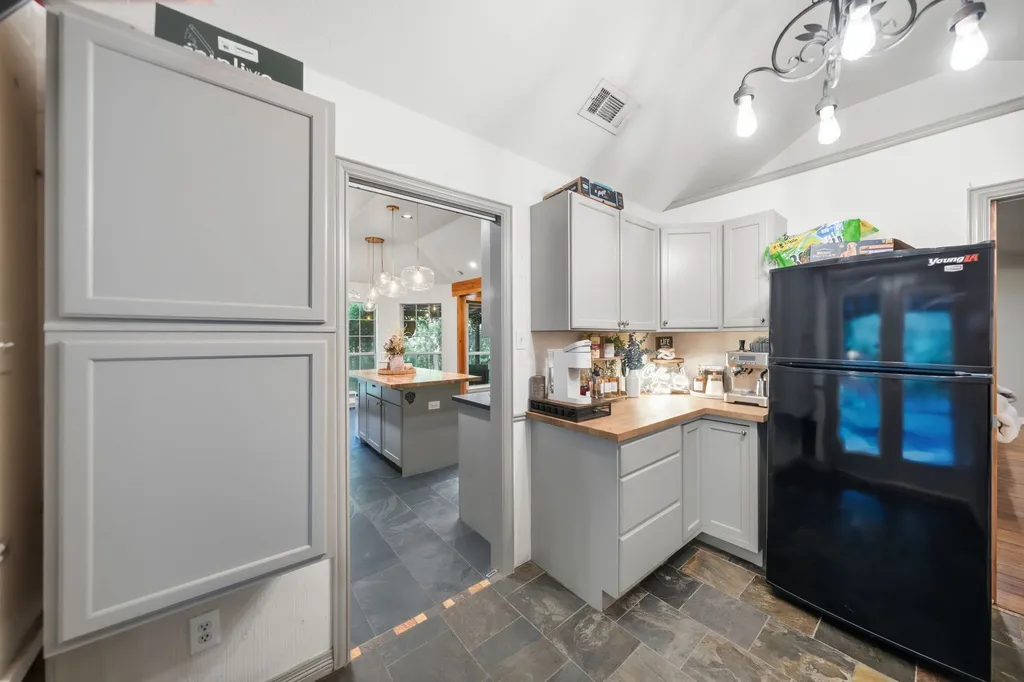 1872 Nokomis Road Lancaster TX 75146