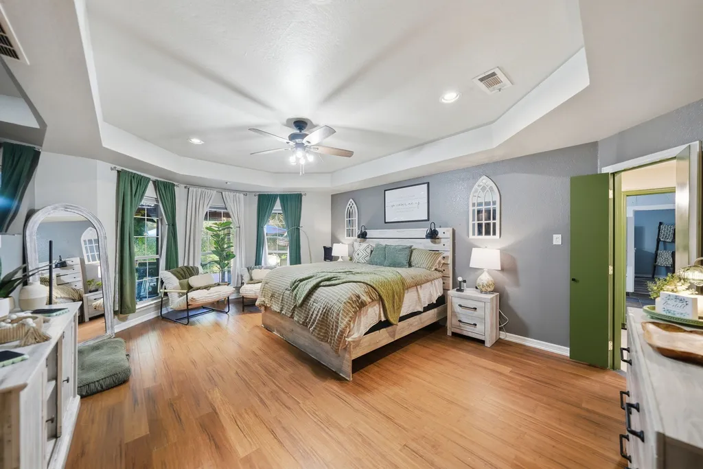 1872 Nokomis Road Lancaster TX 75146