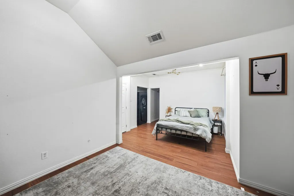 1872 Nokomis Road Lancaster TX 75146