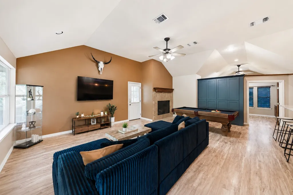 1872 Nokomis Road Lancaster TX 75146
