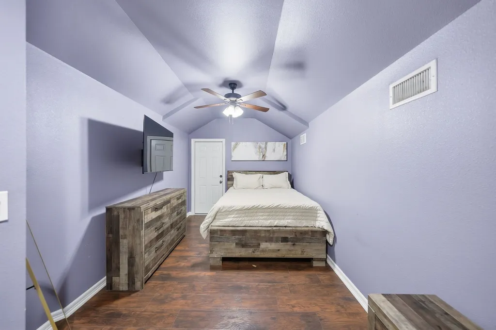 1872 Nokomis Road Lancaster TX 75146