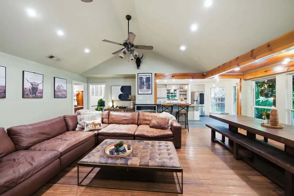1872 Nokomis Road Lancaster TX 75146