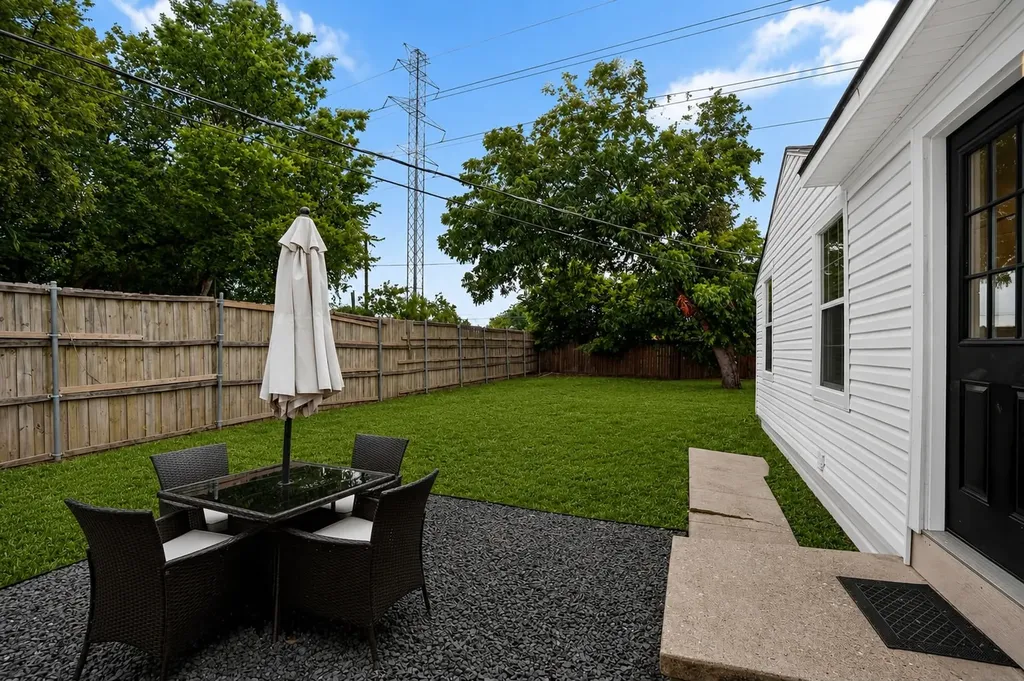 10903 Aledo Drive Dallas TX 75228